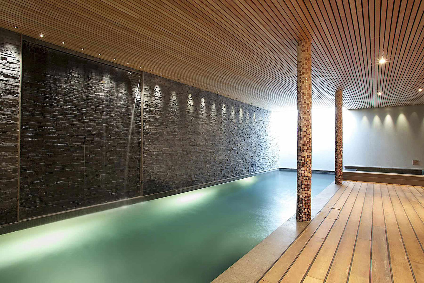 Indoor Swimming Pool and Spa in Wimbledon