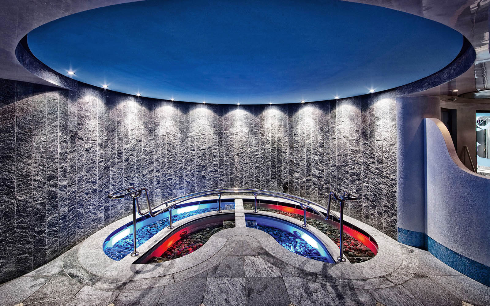 Luxury spa with KLAFS SANARIUM® at Eden Roc
